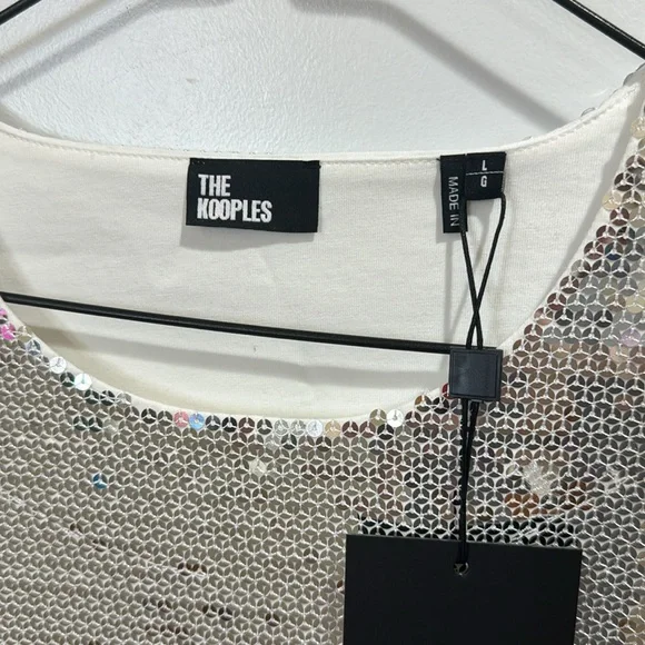 *NEW* THE KOOPLES SILVER SEQUINED TEE LARGE - Picture 5 of 9